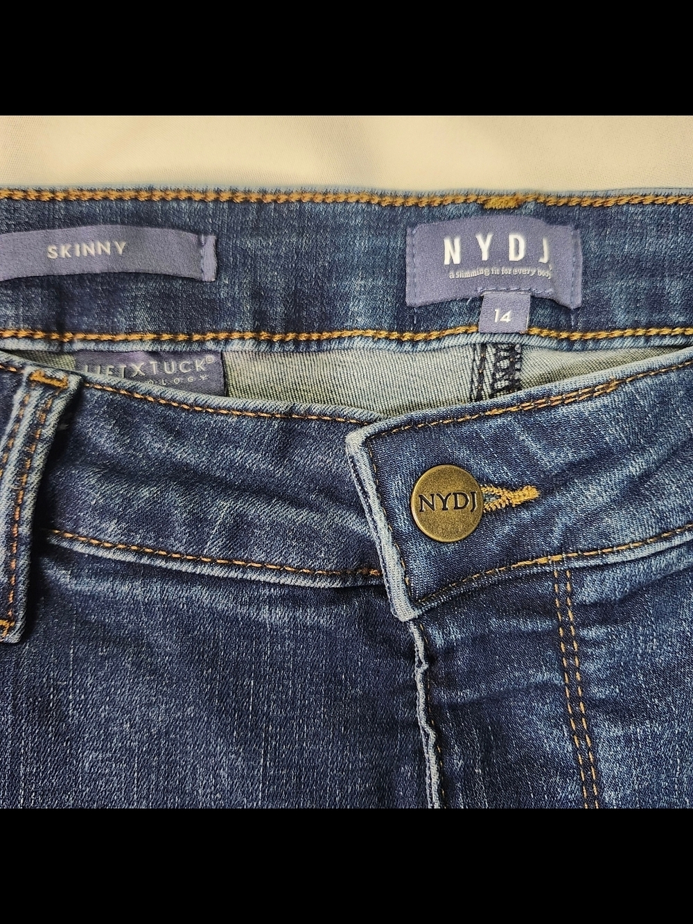 NYDJ Women's Skinny LiftXTuck Jeans - Picture 4 of 4
